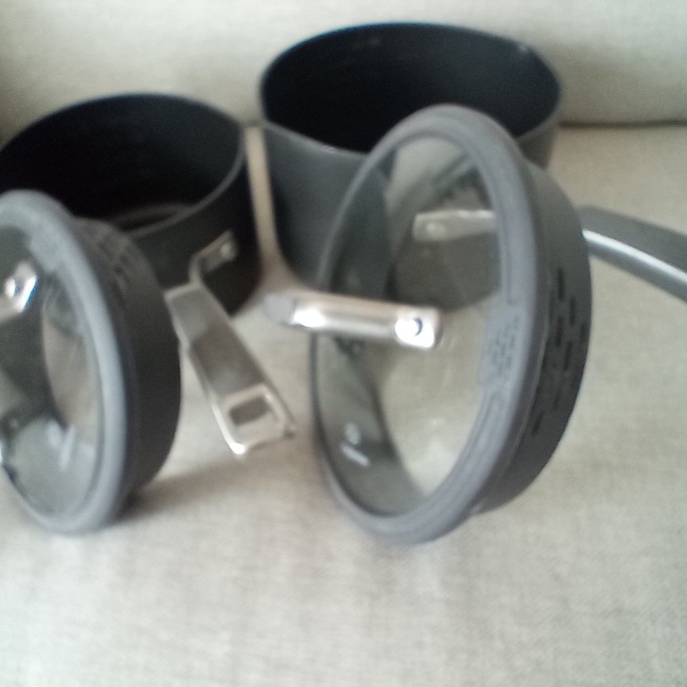 Calphalon Sauce Pots with lids